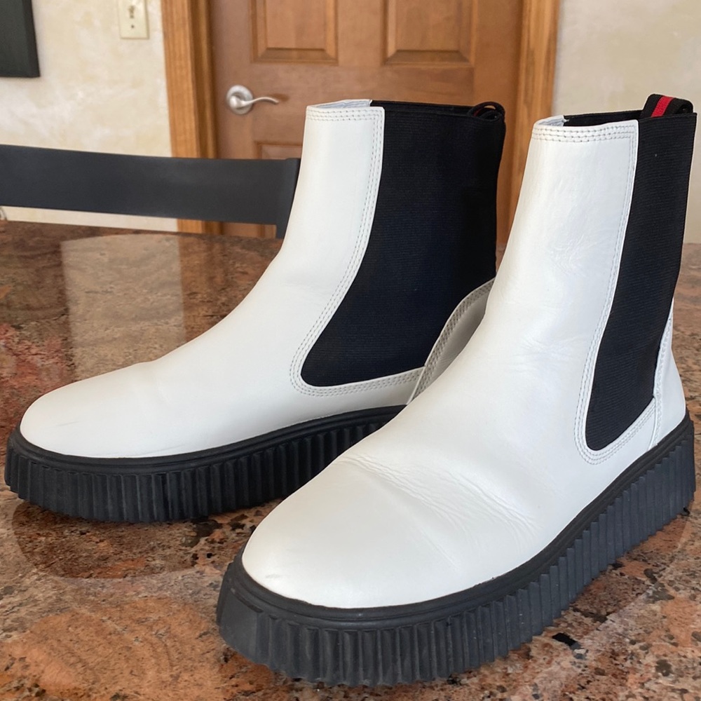 Chelsea boot